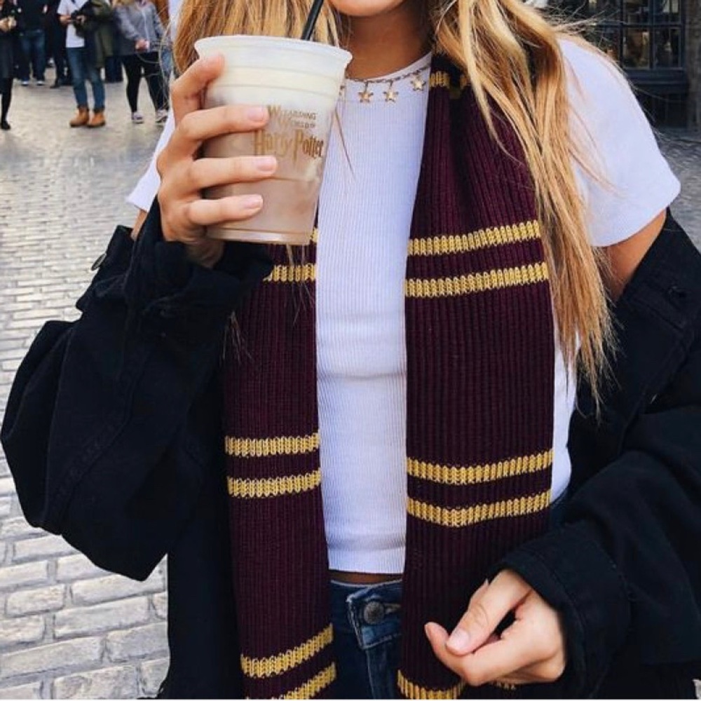 Authentic Gryffindor scarf